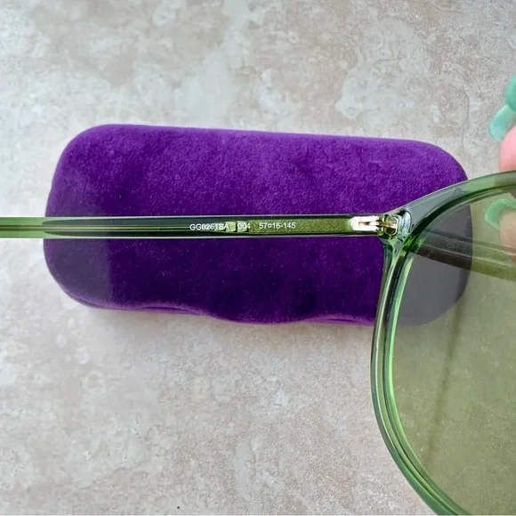 Gucci - Green Round Asian Fit Women’s Sunglasses - Picture 7 of 9